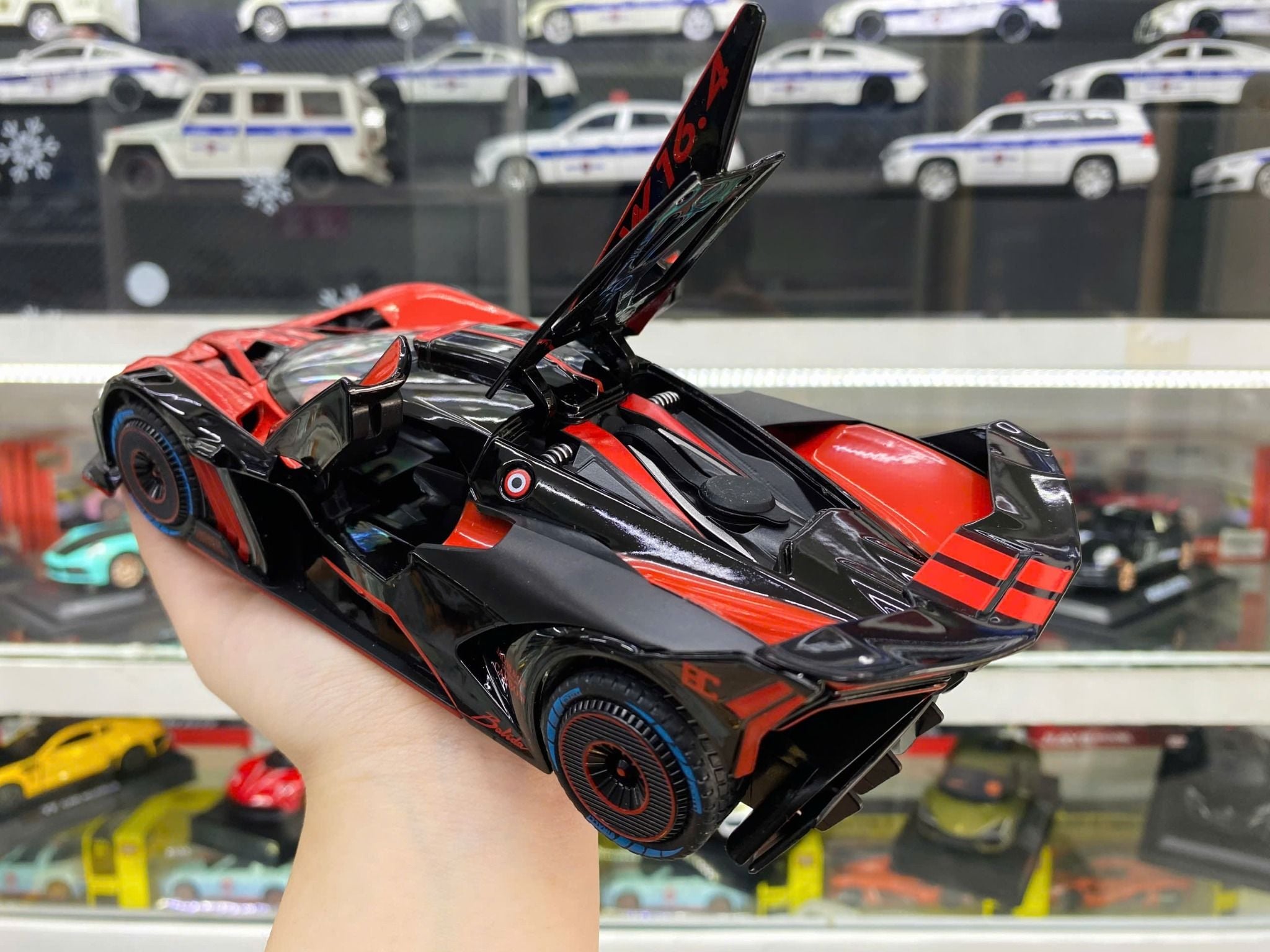  Mô hình xe Bugatti Bolide phun khói - full open 1:24 Chezhi CZ24462 