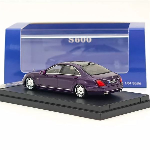  Mô hình xe Mercedes Benz Maybach S600L W221 Limited to 399pcs tỉ lệ 1:64 Street weapon OT64199 