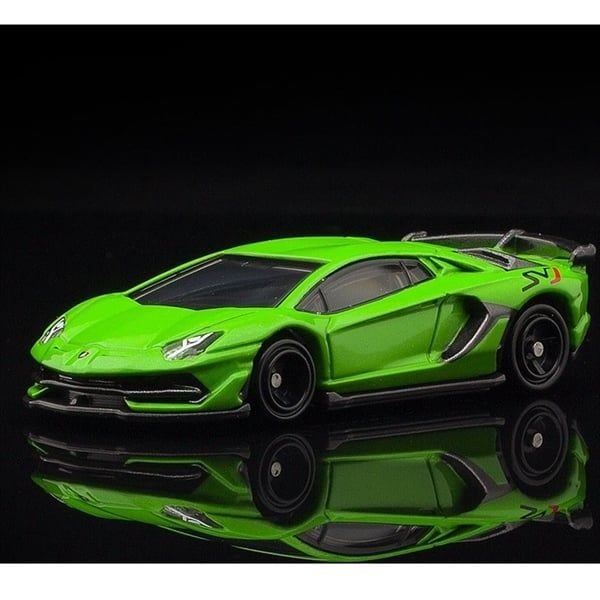  Mô hình xe Lamborghini Aventador SVJ No.70-06 tỉ lệ 1:64 Tomica 132134 
