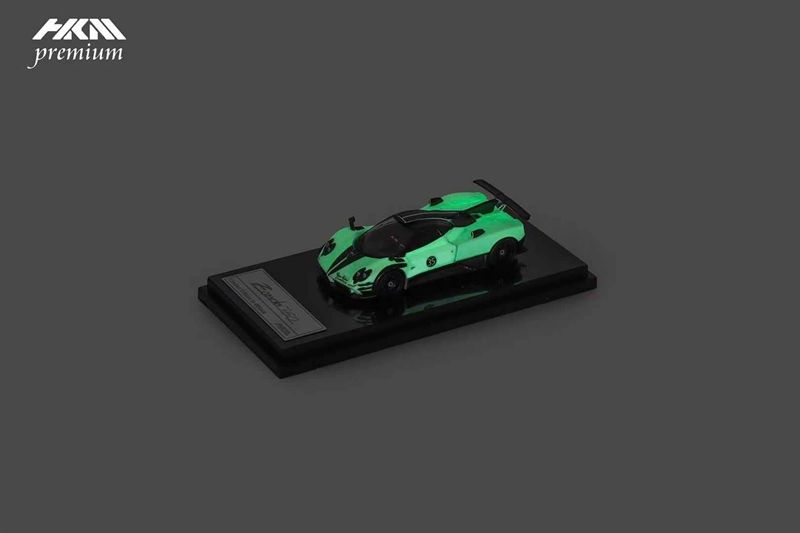  Mô hình xe Pagani Zonda 760 Berlineta Luminous có phản quang tỉ lệ 1:64 HKM Premium OT64095 