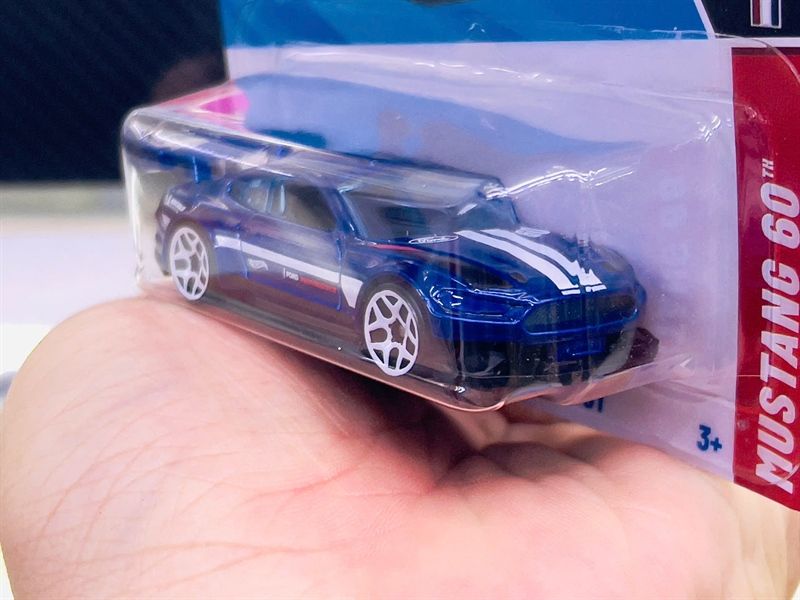 Đồ chơi mô hình xe Hotwheels kim loại có bản quyền chính hãng tỉ lệ 1:64 C4982 