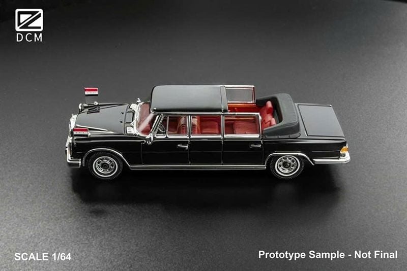  Mô hình xe Mercedes-Benz 600 Pullman Convertible (Black) 1966 Limite 999 Pcs tỉ lệ 1:64 DCM OT64416 