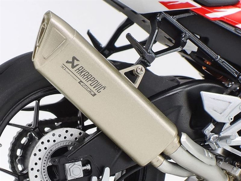 Mô hình kit Honda CBR1000RR-R FIREBLADE SP 30th Anniversary tỉ lệ 1:12 Tamiya 
