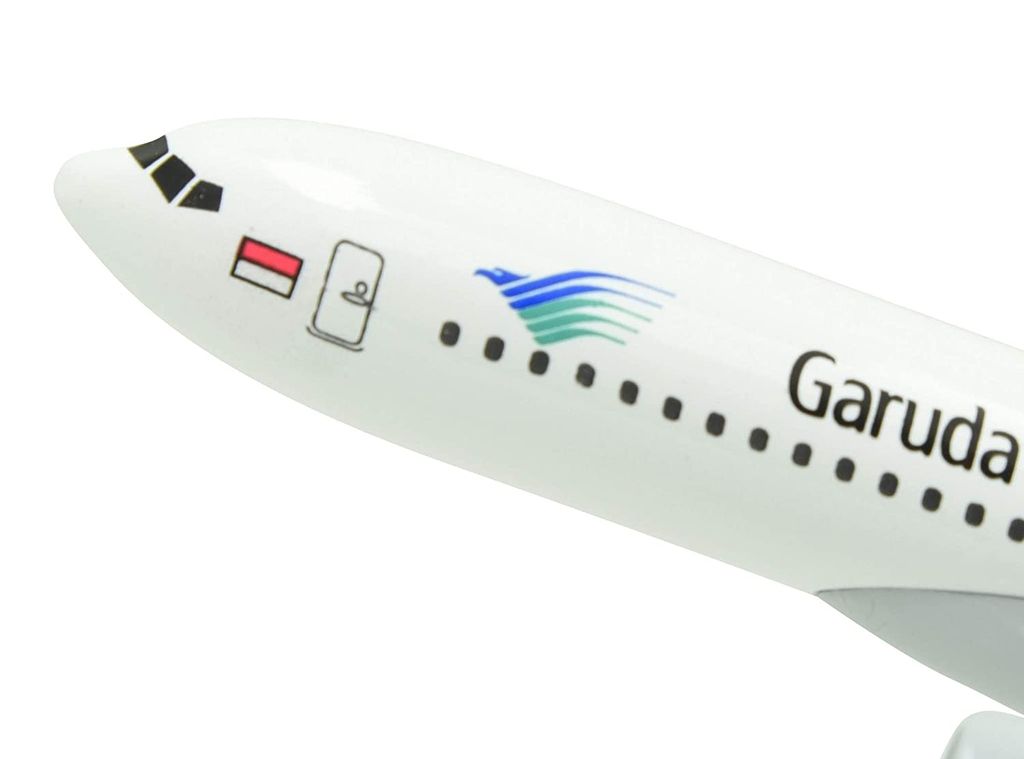 Mô hình máy bay Garuda Indonesia Airways Boeing B737 16cm MB16029
