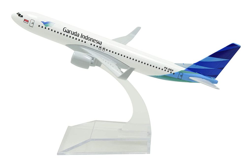 Mô hình máy bay Garuda Indonesia Airways Boeing B737 16cm MB16029