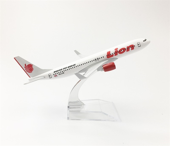  Mô hình máy bay Lion PK-LFM Boeing B737-900ER 16cm MB16053 