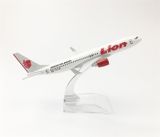  Mô hình máy bay Lion PK-LFM Boeing B737-900ER 16cm MB16053 