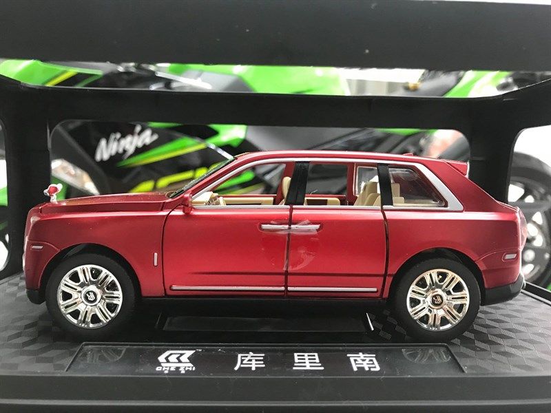  Mô hình xe Ô Tô Rolls Royce Cullinan 1:24 Chezhi OT340 