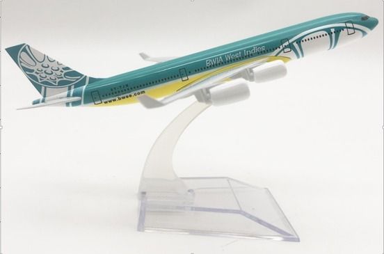  Mô hình máy bay BWIA West Indies Airbus A340 có đế 16cm MB16215 