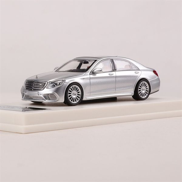  Mô hình xe Mercedes-Benz S65 AMG W222 tỉ lệ 1:64 có đế và hộp mica FineWorks64 Model OT64043 
