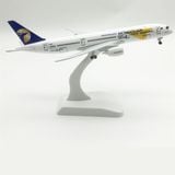  Mô hình máy bay Mông cổ MIAT Mongolian Airlines Boeing B787 có bánh xe 20cm MB20115 
