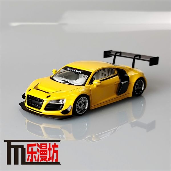  Mô hình xe Audi R8 LMS ULTRA tỉ lệ 1:64 LMF OT64129 