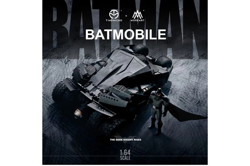  Mô hình xe Bat mobile Tumbler có figure bat man tỉ lệ 1:64 Modern Art More art MO642031 