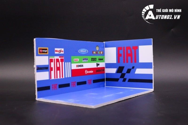 DIORAMA GARAGE FIAT MÔ TÔ TỈ LỆ 1:18 DR007C