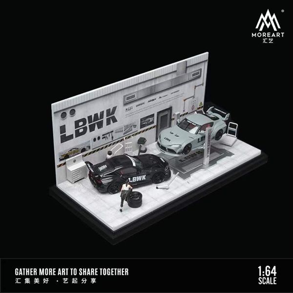  Hộp trưng bày mica xưởng sửa chữa ô tô có bàn nâng , có fig Liberty walk tỉ lệ 1:64 MoreArt 