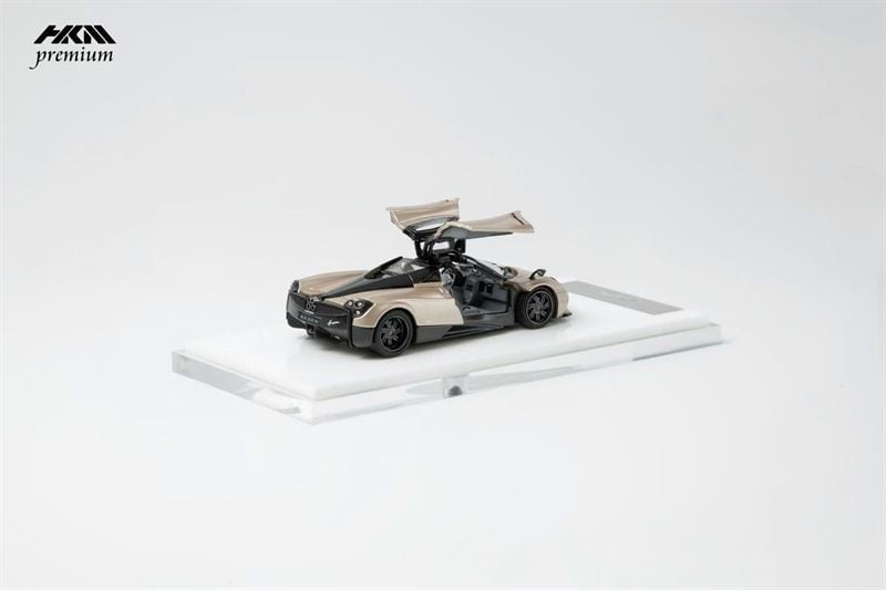  Mô hình xe Pagani Huarya Coupe 2014 tỉ lệ 1:64 HKM OT64114 