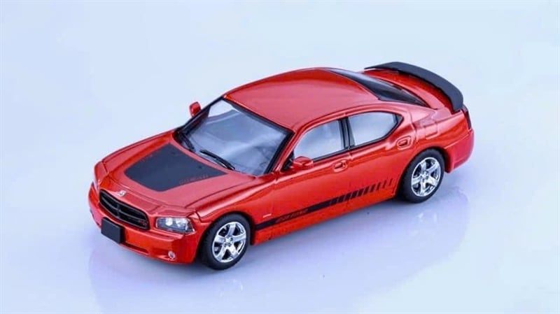  Mô hình xe Dodge Charger LX 2008 tỉ lệ 1:64 Rollin OT64452 