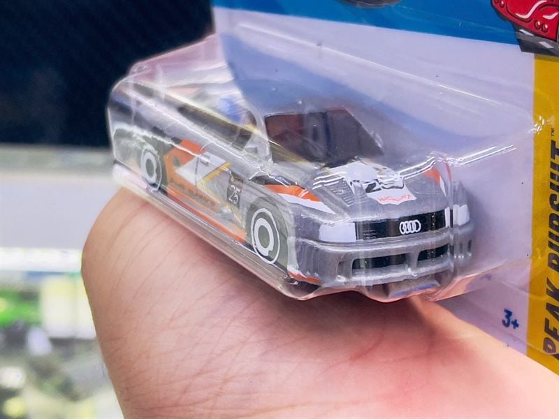  Đồ chơi mô hình xe Hot wheels kim loại có bản quyền chính hãng tỉ lệ 1:64 C4982 