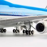  Mô hình máy bay KLM Royal Dutch Airlines Boeing B747 1:130 có đèn led tự động theo tiếng vỗ tay hoặc chạm MB47032 