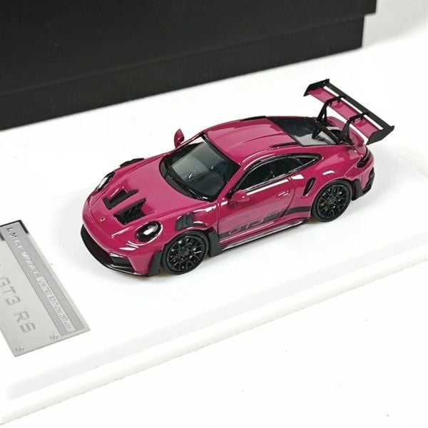  Mô hình xe Porsche 911(992) GT3 RS LMLF tỉ lệ 1:64 có đế và hộp mica LMLF OT64028 