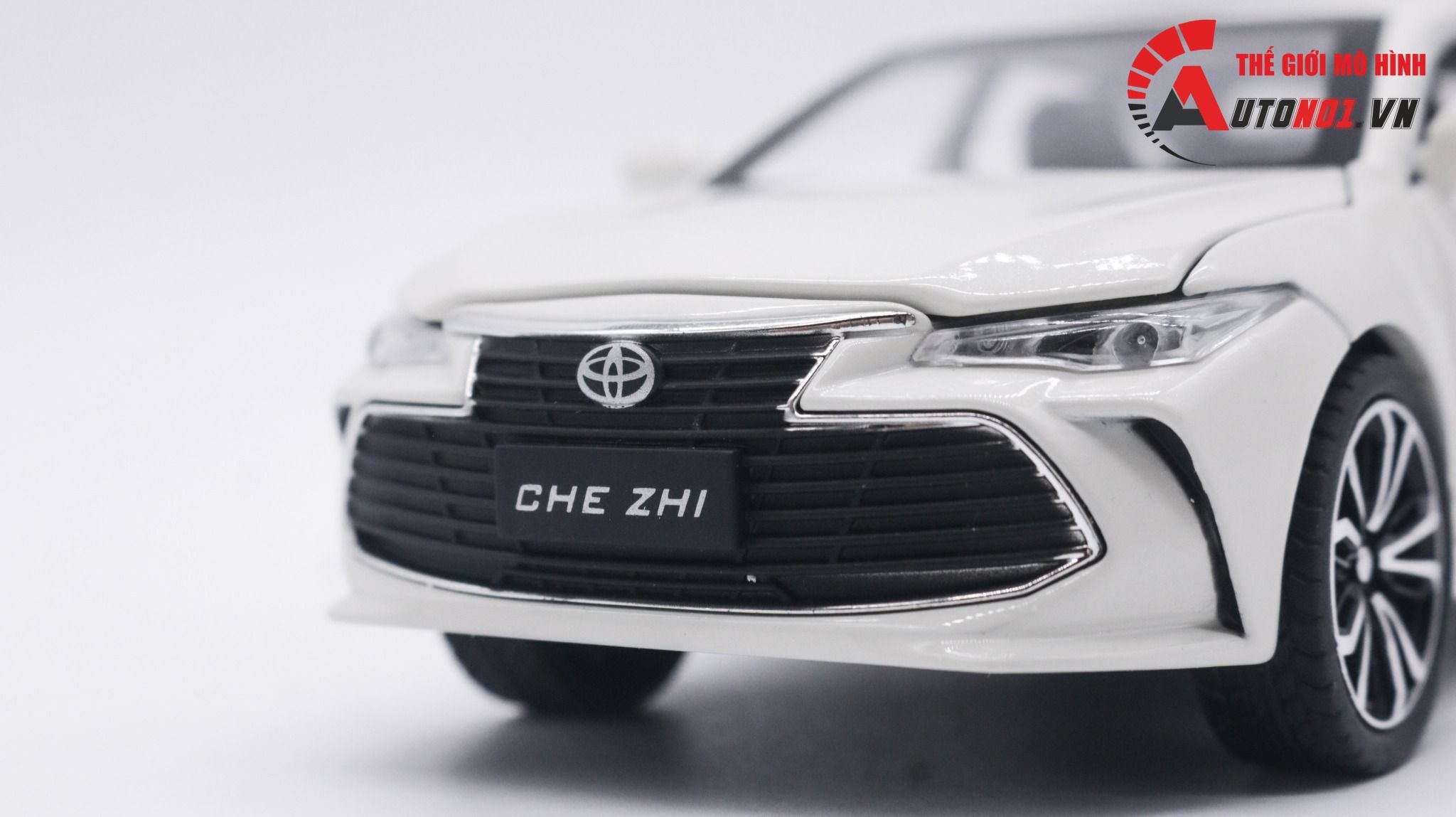  Mô hình xe Toyota Corolla Altis 2022 full open 1:24 CheZhi OT136 