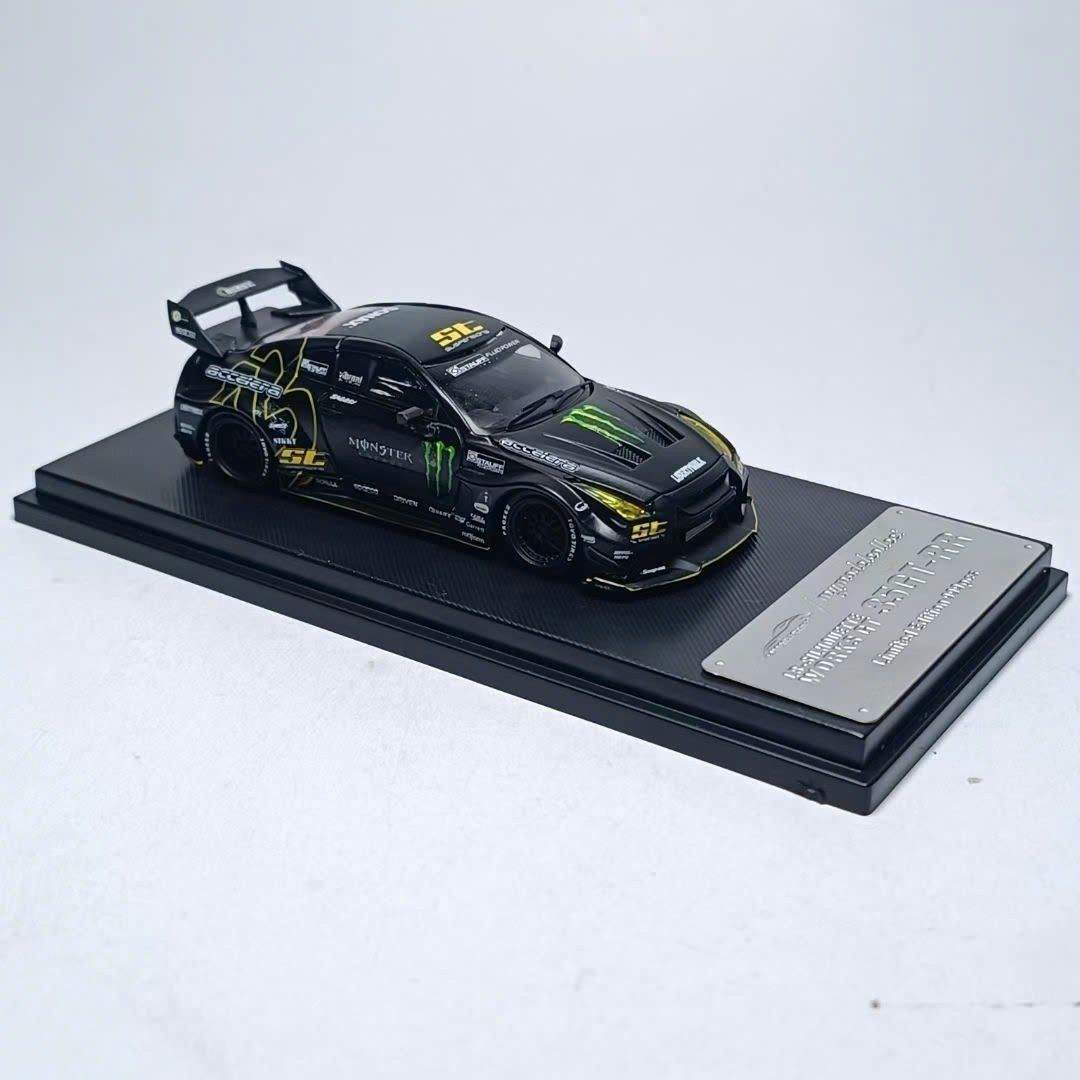  Mô hình xe Nissan GTR (35GT-RR) Advan racing - Monster matt black có hộp mica tỉ lệ 1:64 Mymodelcollect MC MC640005C-MC640005 