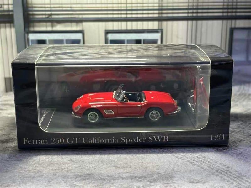  Mô hình xe Ferrari California 250 GT tỉ lệ 1:64 King Models OT64108 