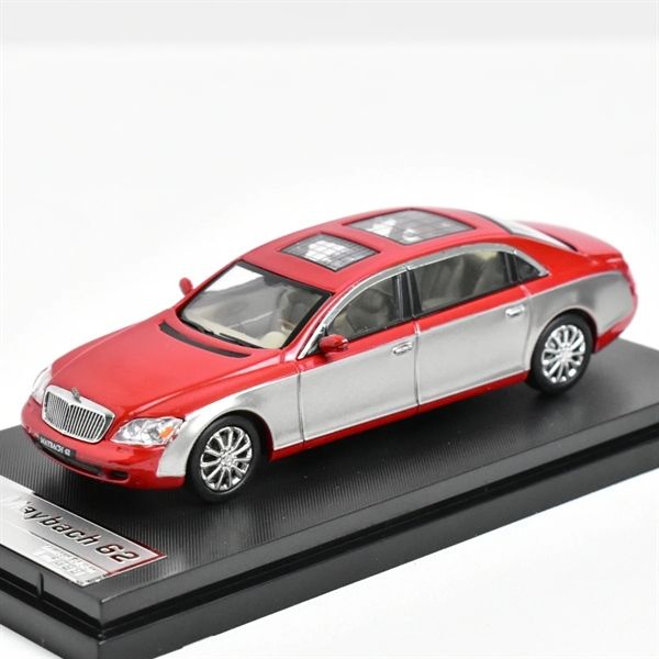  Mô hình xe Mercedes Benz Maybach 62S tỉ lệ 1:64 Stance Hunters OT64198 