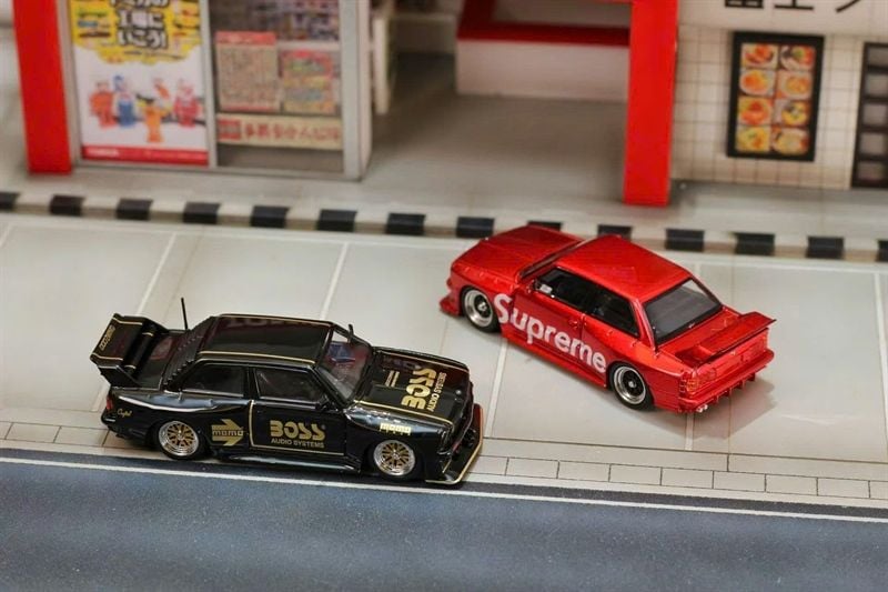  Mô hình xe BMW E30 Supreme LTO tỉ lệ 1:64 Street Weapon OT64126 