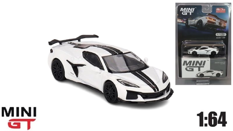  Mô hình xe Chevrolet Corvette Z06 2023 Arctic White bản card tỉ lệ 1:64 MiniGT MGT00677 
