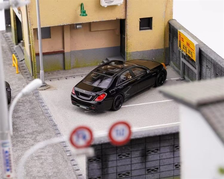  Mô hình xe Mercedes-Benz S65 AMG W222 giới hạn 999 chiếc tỉ lệ 1:64 King Model OT64275 