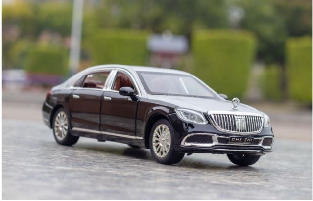  Mô hình xe Mercedes Maybach S600 full open tỉ lệ 1:24 Chezhi OT443 