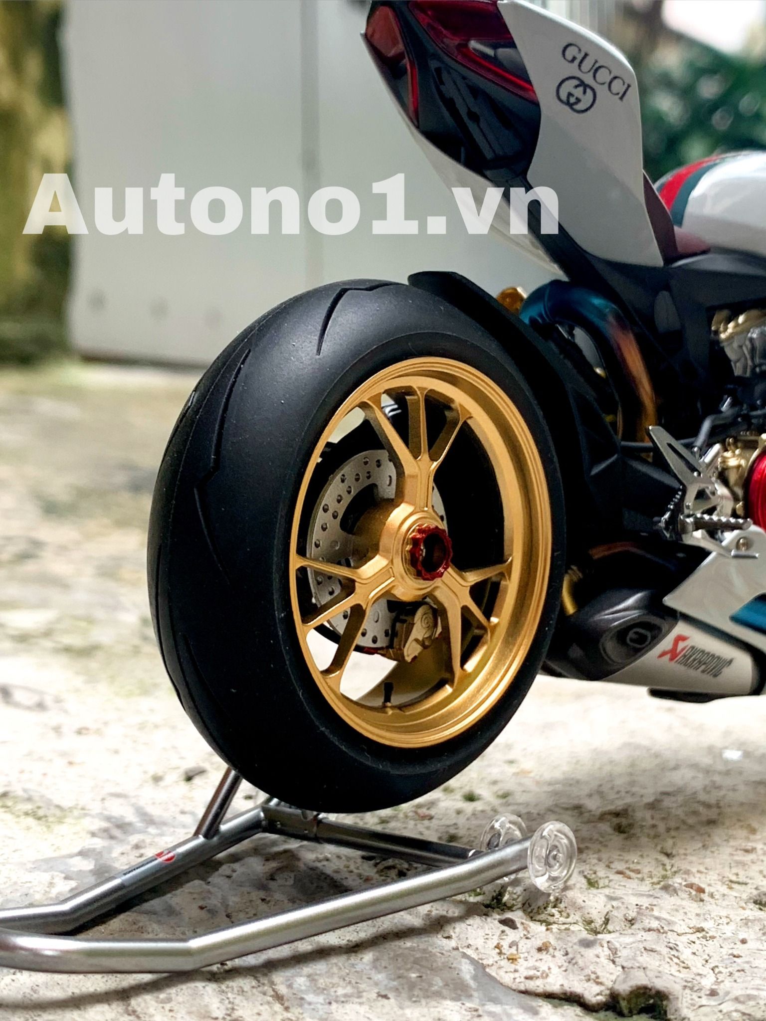  Mô hình xe cao cấp Ducati 1199 Panigale Gucci Nồi Khô 1:12 Tamiya D227H 