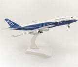  Mô hình máy bay Usa Intercontinental Livery dòng B B747-8 20cm MB20023 