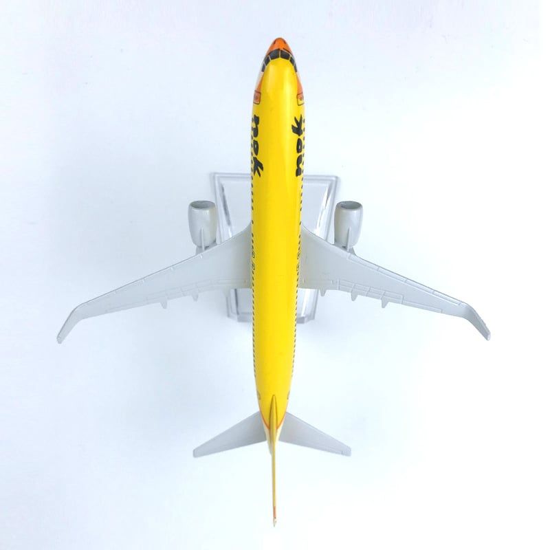 Mô hình máy bay Thailand Nok Boeing B737 HS-DJJ Yellow 16cm MB16057