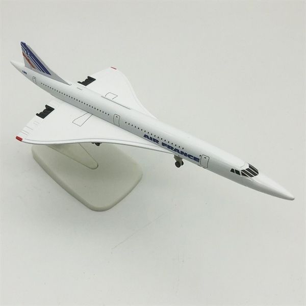  Mô hình máy bay phản lực Concorde Air France có bánh xe kích thước 20cm MB20133 