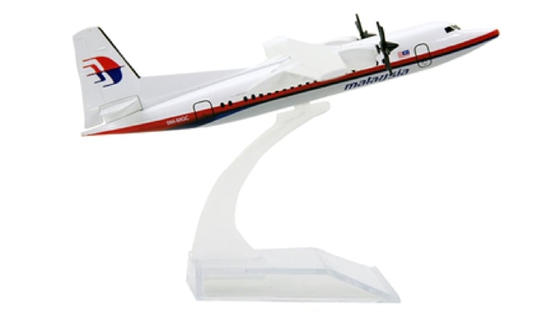  Mô hình máy bay cánh quạt ATR72-600 Malaysia Airlines FK50 16cm MB16159 