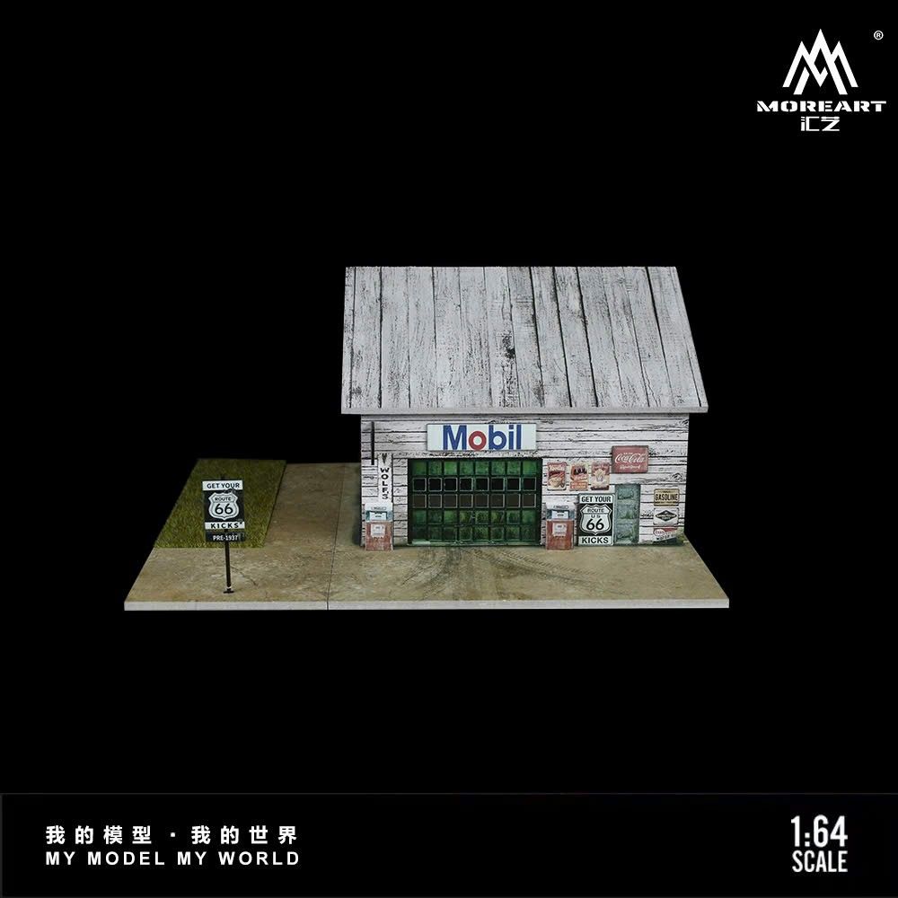  Hộp trưng bày mica mô phỏng nhà kho + sân cỏ có đèn kích thước 30x30x15cm MO936411 