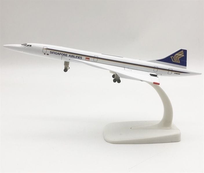  Mô hình máy bay phản lực Concorde Singarpore có bánh xe kích thước 20cm MB20134 
