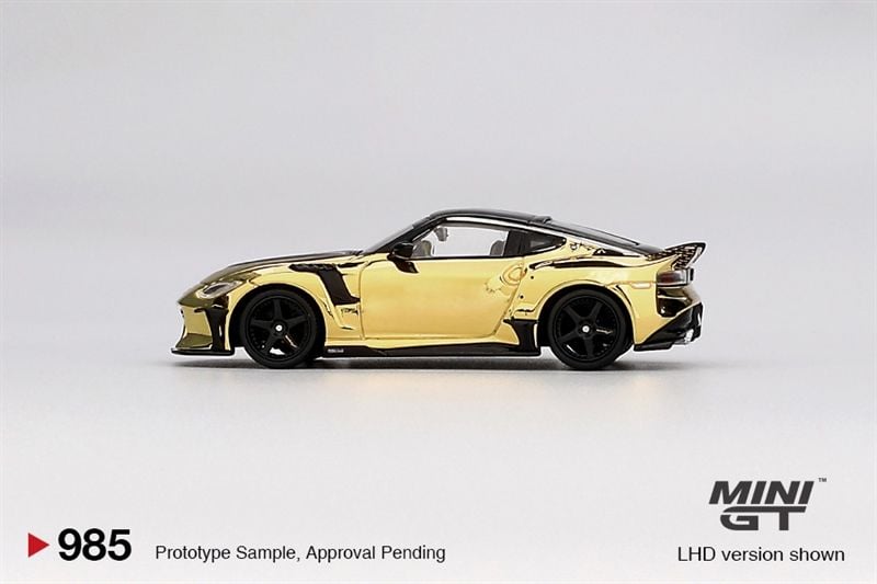  Mô hình xe Nissan Z VeilSide FZ400 Gold Chrome tỉ lệ 1:64 MiniGT MGT00985-BL 