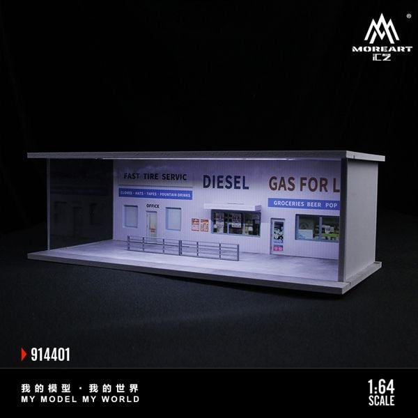  Hộp trưng bày mica mô phỏng American gas station - có đèn kích thước 30x13.3x10cm tỉ lệ 1:64 MoreArt MO914401 