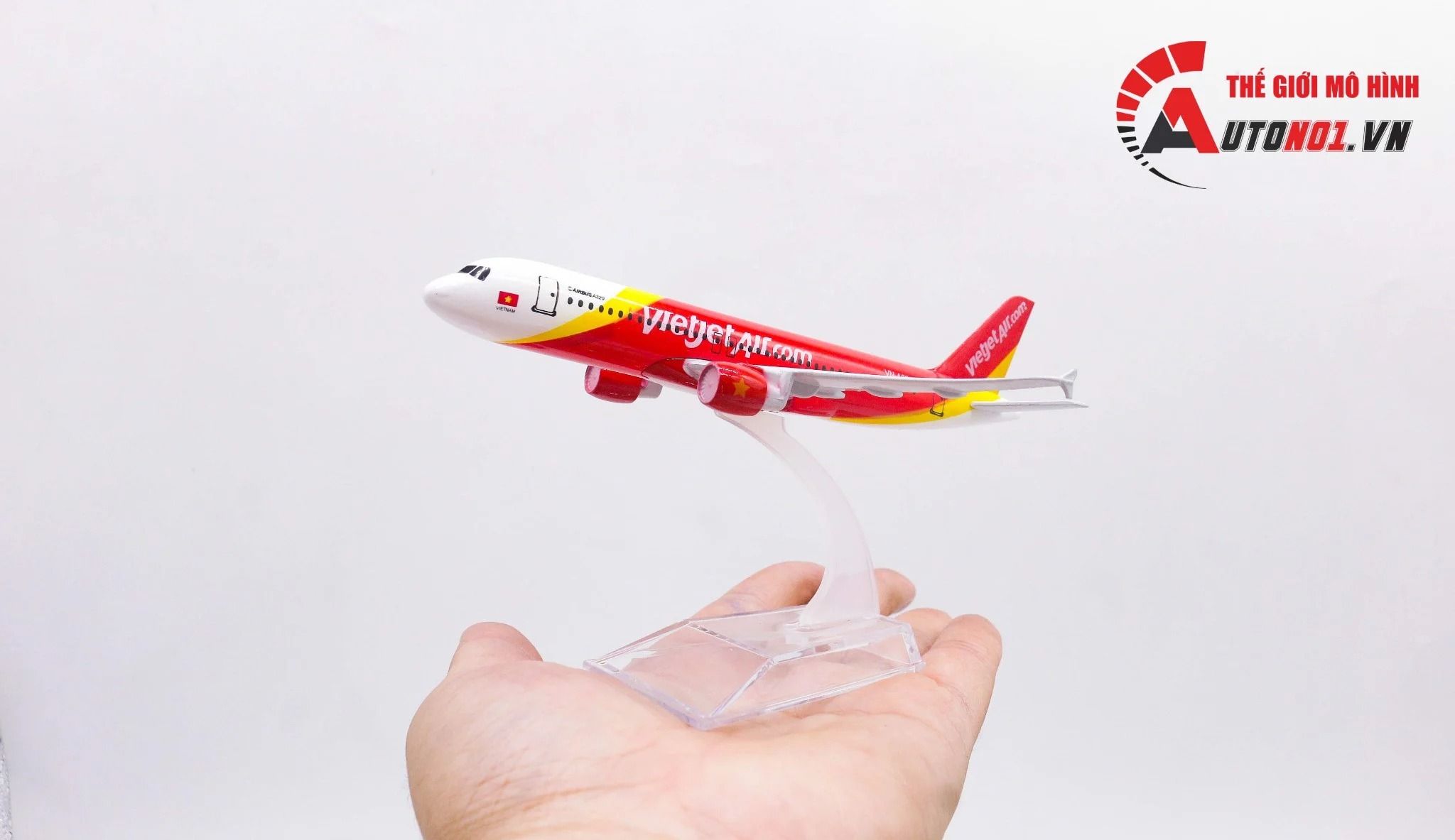  Mô hình máy bay VietJet Air VN-A668 Airbus A320 16cm MB16139 