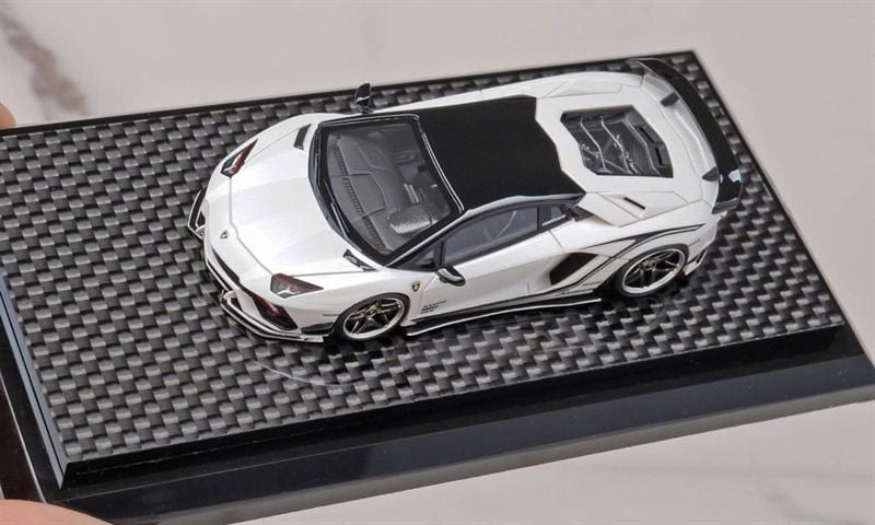  Mô hình xe Lamborghini Aventador S LP740-4 Rowen resin limited to 299pcs tỉ lệ 1:64 YM Model OT64440 