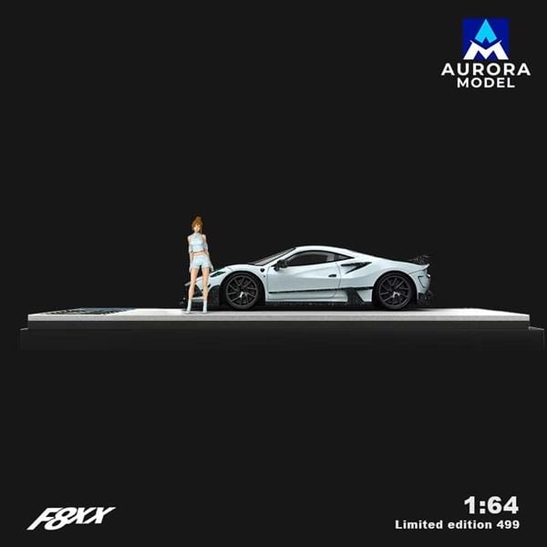  Mô hình xe Mercedes-Benz AMG GTR tỉ lệ 1:64 MJ Model OT64220 