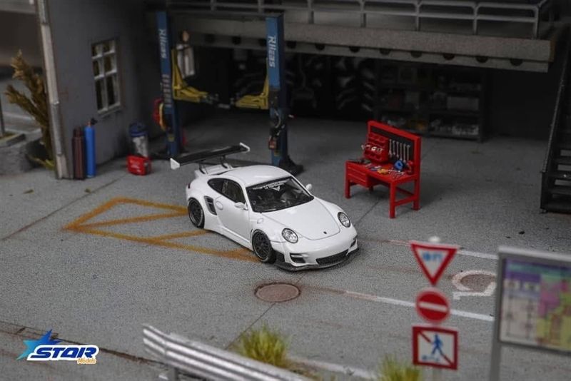  Mô hình xe Porsche 911 (997) Liberty Walk Limited To 999pcs tỉ lệ 1:64 Star Model OT64447 