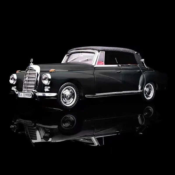  Mô hình xe Mercedes Benz 300D Convertible Soft Top limited to 799pcs tỉ lệ 1:64 Seeker OT64435 