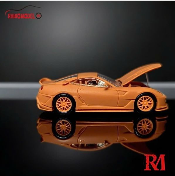  Mô hình xe Ferrari 599xx Evolution mở được capo tỉ lệ 1:64 Rhino model OT64444 