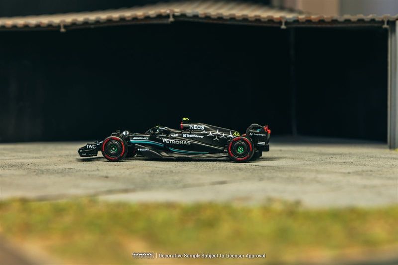  Mô hình xe đua Mercedes-AMG F1 W14 E Performance -Hungarian Grand Prix 2023 - Lewis Hamilton #44 tỉ lệ 1:64 Tarnac Works T64G-F064-LH1 