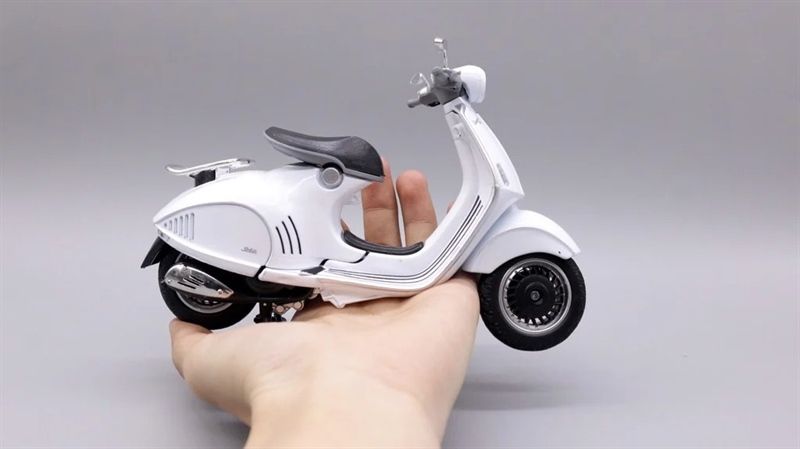 MÔ HÌNH VESPA 946 1:12 NEWRAY 8007