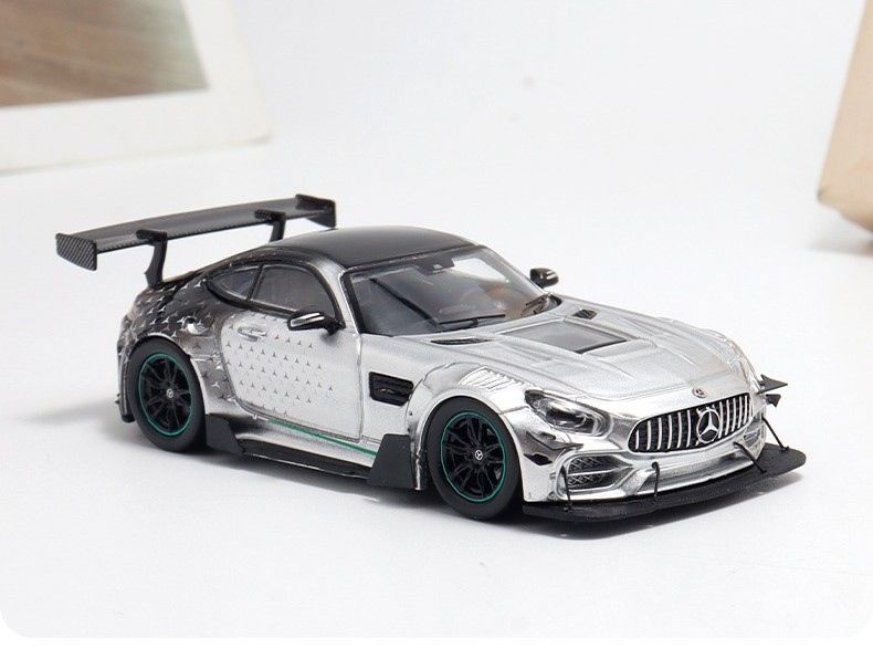  Mô hình xe Mercedes-AMG GTS Carbonerre Widebody Kit Version tỉ lệ 1:64 BSC Model OT64229 
